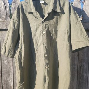 Old Navy Sage Green Button-Up Shirt